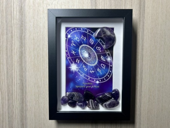 Amethist in lijst nr2 13x18