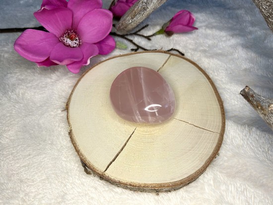 Geslepen rozenkwarts