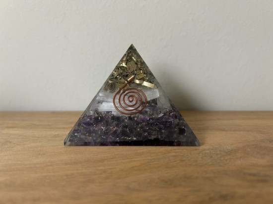 Orgoniet piramide amethist-seleniet