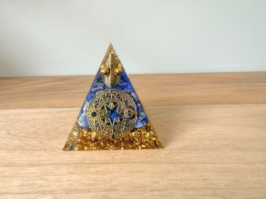 Orgonite lapis lazuli