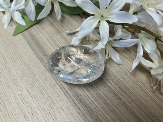 Iriskwarts handsteen