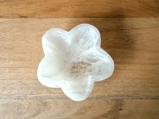 Seleniet schaal bloem