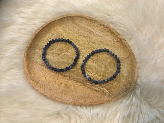 Sodaliet kinderarmband