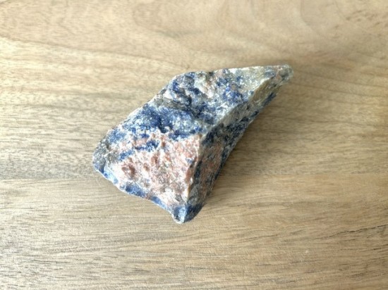 Sodaliet ruw nr3